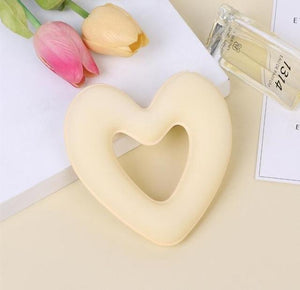 1 PC Cute Heart Shape Tiaras Hair Styling Tool Women Girls Sponge Bract Head Meatball Hair Bun Maker Ring Donut Free Shipping