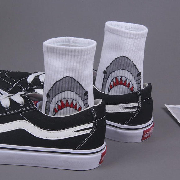 Men casual cotton socks cartoon shark fashion hiphop style New Women socks skateboard sporty korea Animal student funny Solid